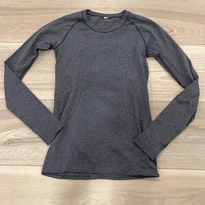 Lululemon Swiftly Speed Long Sleeve *Shine Black/White/Silver | SIZE: 4